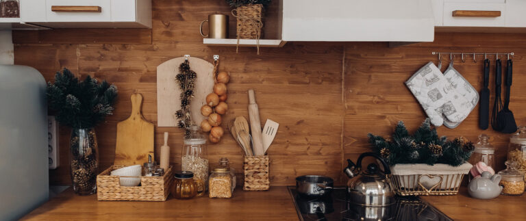 How to Choose the Right Hardware for Your Cabinets