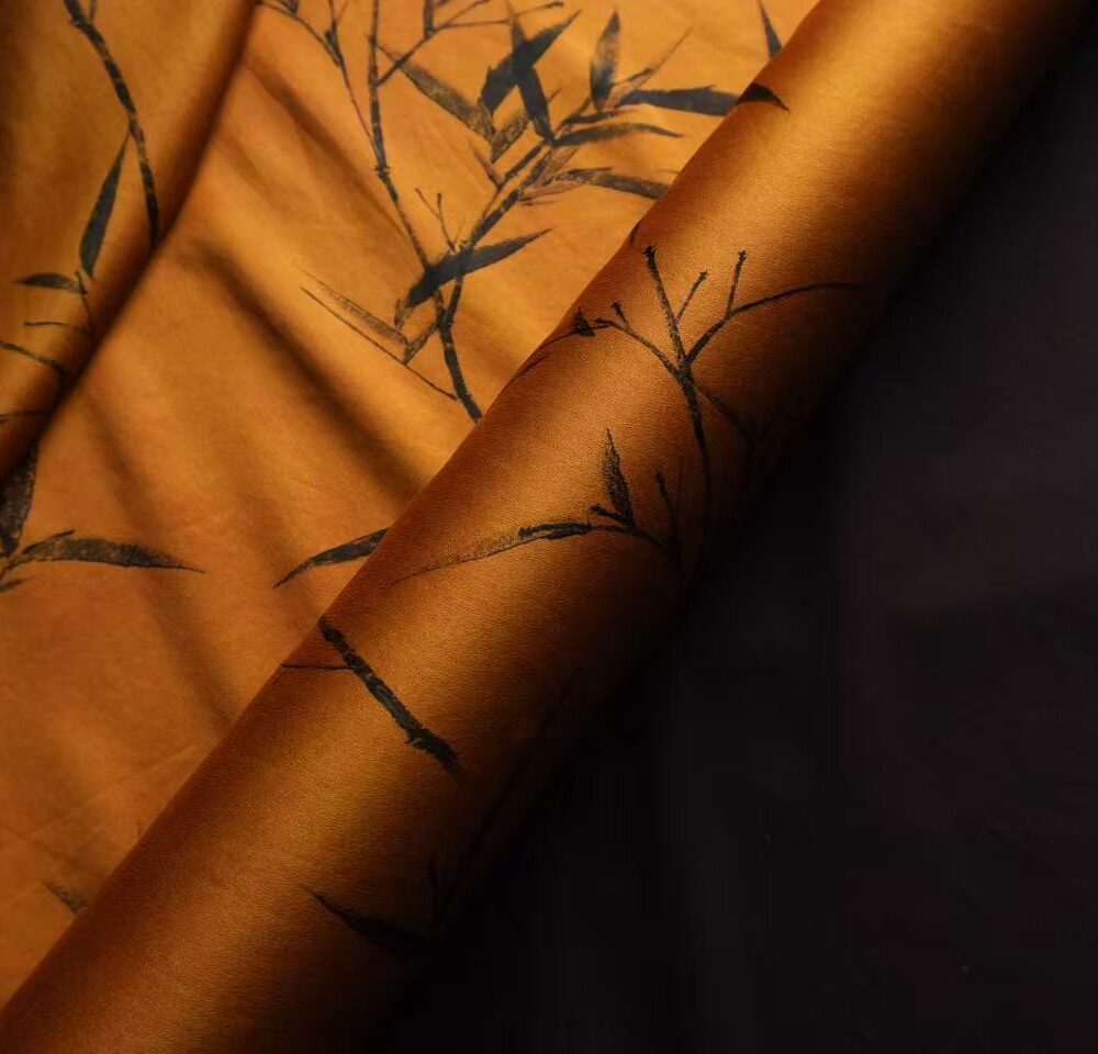 Handcrafted Double-sided Xiangyun Silk
