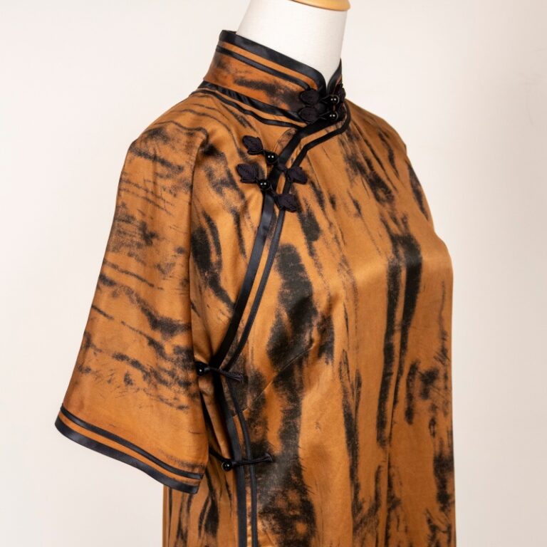 Traditional Cheongsam Neckline Anti-Slip Wearing Tips