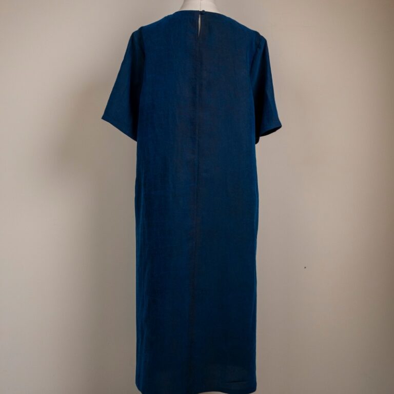 The optimal drying time for a silk cheongsam when left to air dry naturally